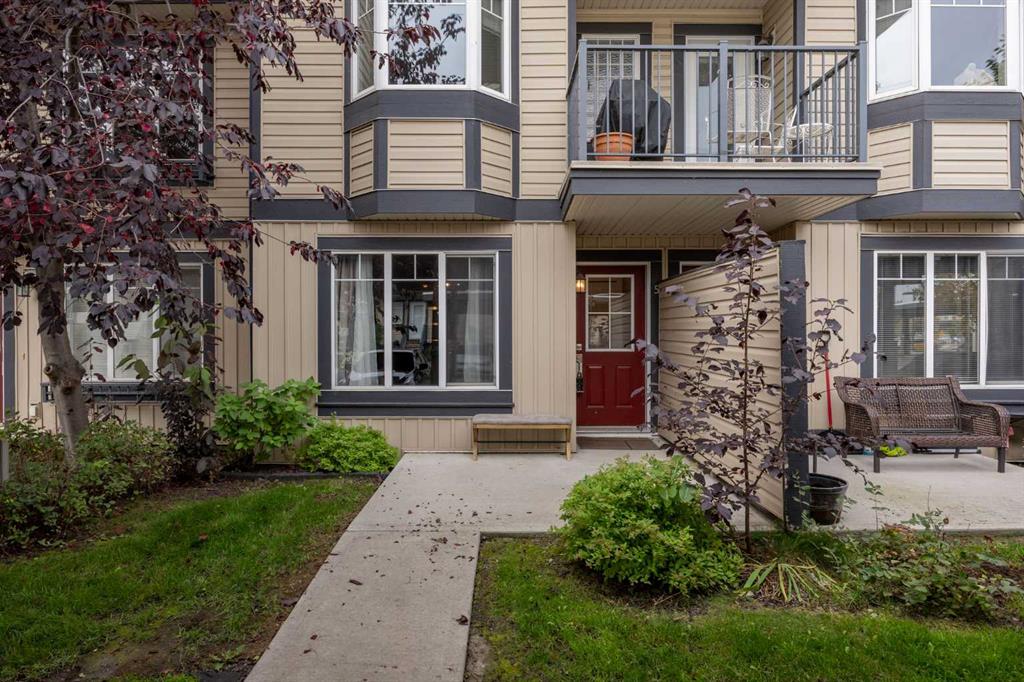 Picture of 5, 133 Copperpond Heights SE, Calgary Real Estate Listing