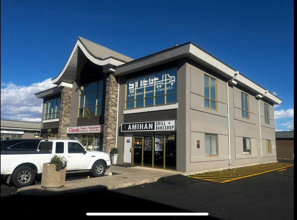 Picture of 218, 3132 26 Street NE, Calgary Real Estate Listing