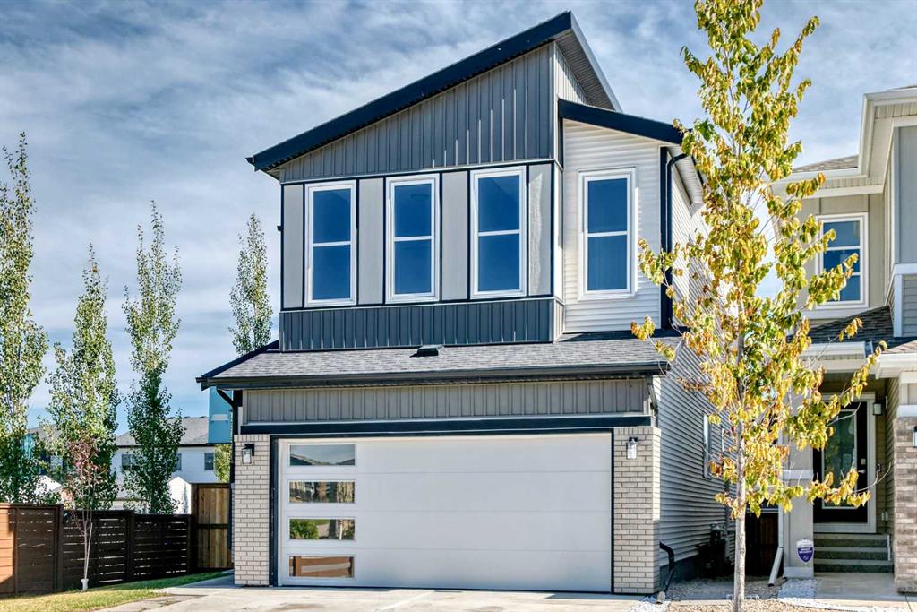 Picture of 570 Creekstone Circle SW, Calgary Real Estate Listing