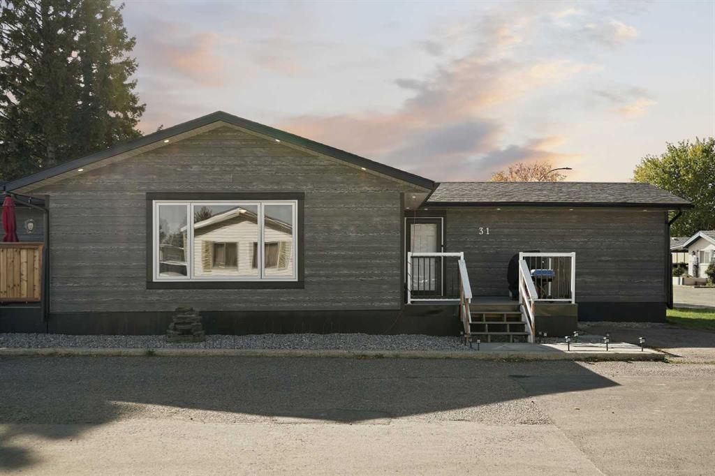 Picture of 31, 1410 43 Street S, Lethbridge Real Estate Listing