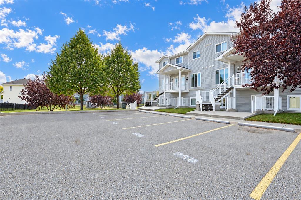 Picture of 350 Northlands Pointe NE, Medicine Hat Real Estate Listing