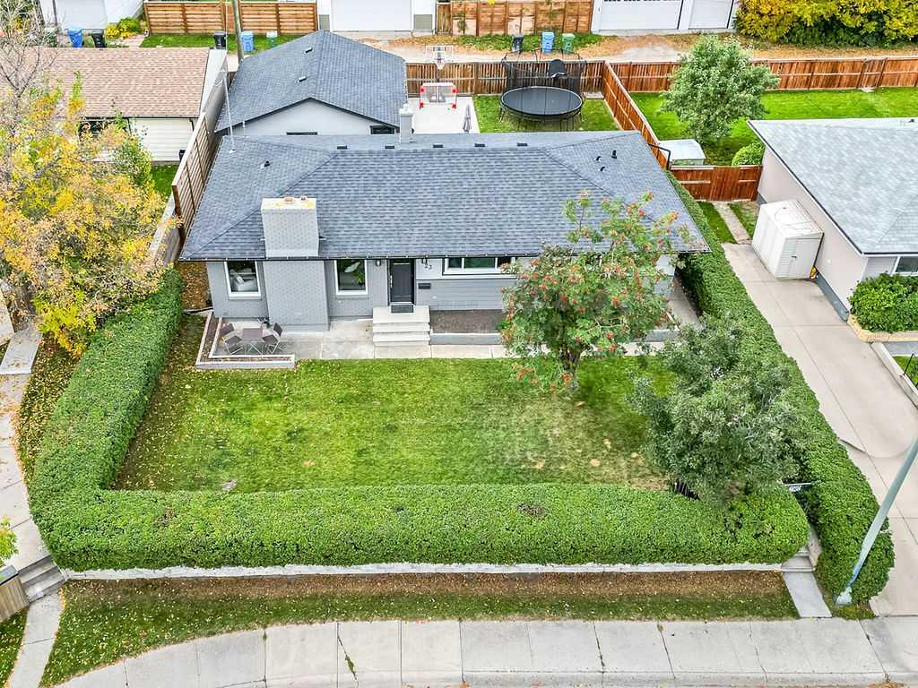 Picture of 23 Wellington Place SW, Calgary Real Estate Listing
