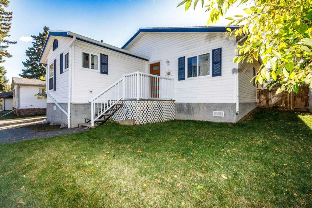 Picture of 5119 48 Avenue , Sylvan Lake Real Estate Listing