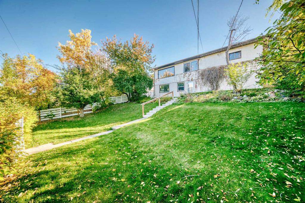Picture of 1523 23 Street NW, Calgary Real Estate Listing