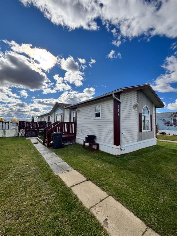 Picture of 113 Clark Crescent , Rural Grande Prairie No. 1, County of Real Estate Listing