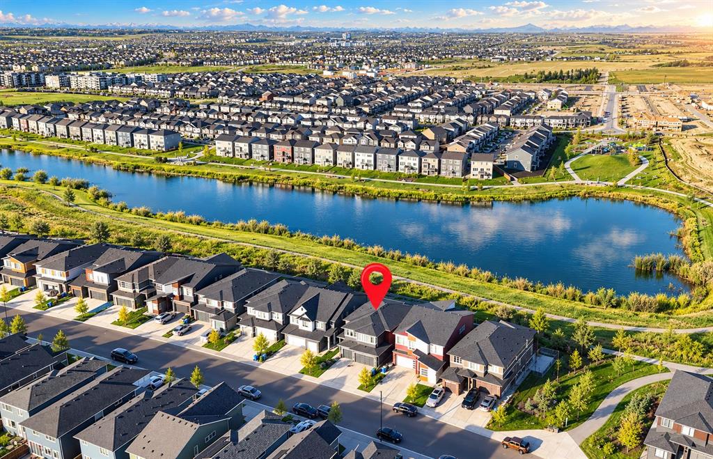 Picture of 335 Lucas Way NW, Calgary Real Estate Listing