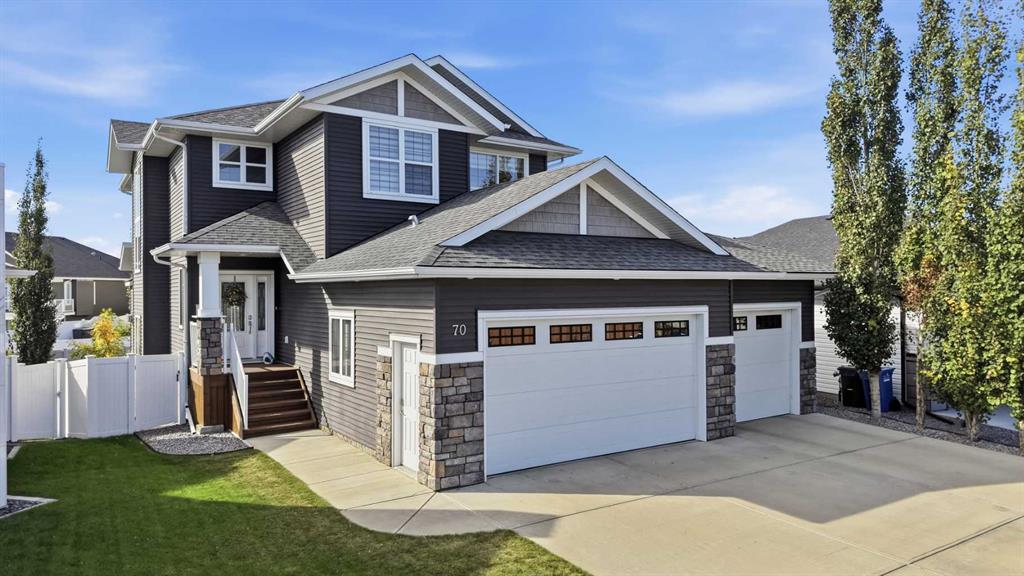 Picture of 70 Mitchell Crescent , Blackfalds Real Estate Listing
