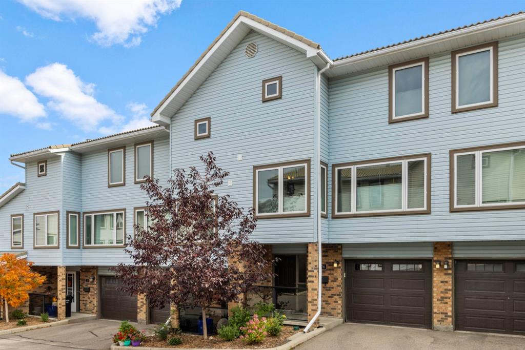 Picture of 76 Coachway Gardens SW, Calgary Real Estate Listing