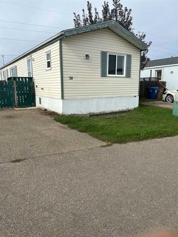 Picture of 28 Maple Drive W, Brooks Real Estate Listing