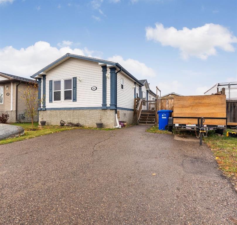 Picture of 204 Elm Street , Fort McMurray Real Estate Listing