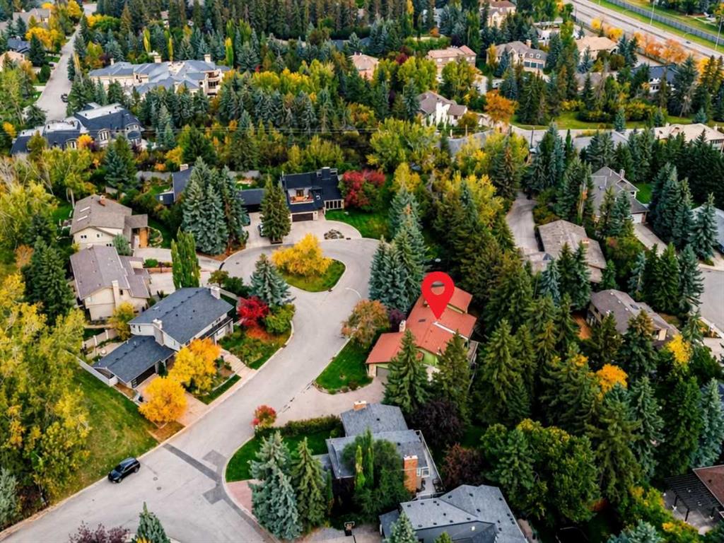 Picture of 135 Pump Hill Road SW, Calgary Real Estate Listing