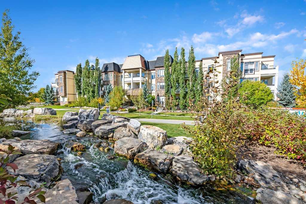 Picture of 204, 39 Quarry Gate SE, Calgary Real Estate Listing