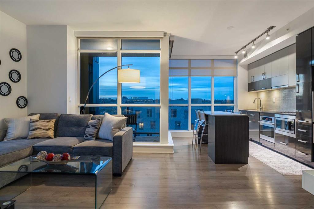 Picture of 810, 550 Riverfront Avenue SE, Calgary Real Estate Listing