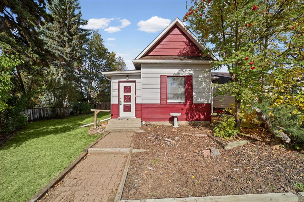 Picture of 5122 49 Street , Olds Real Estate Listing