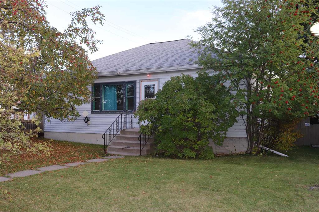 Picture of 5015 6 Avenue  , Edson Real Estate Listing