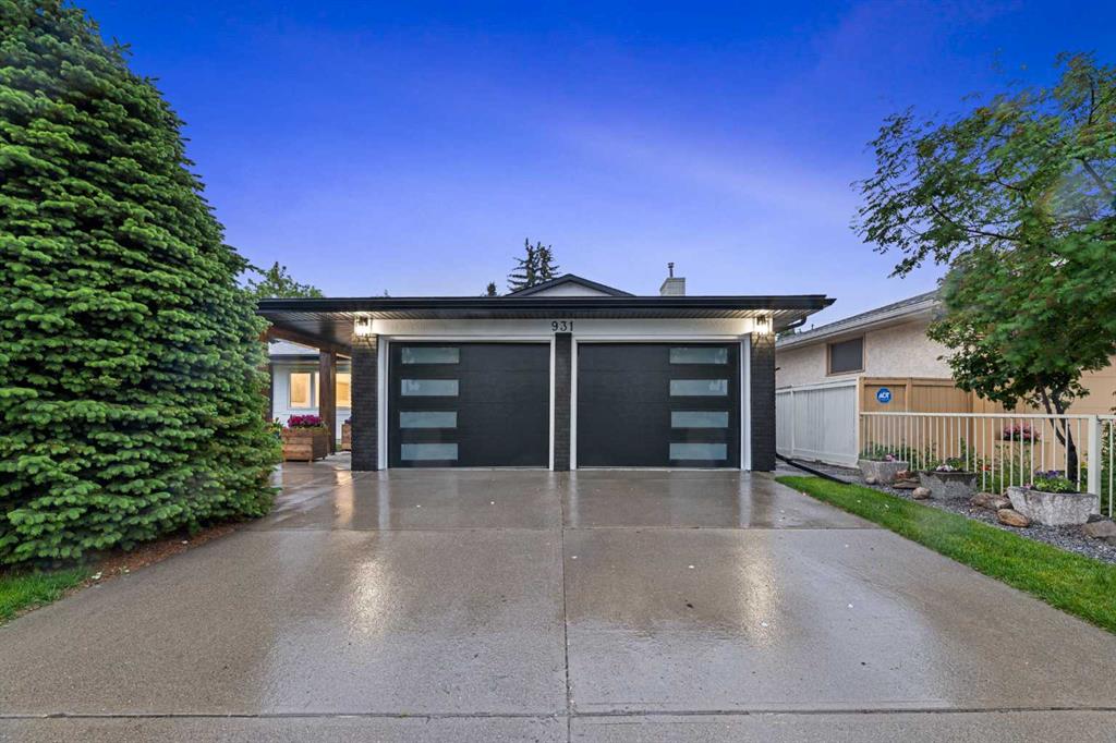Picture of 931 Parkwood Way SE, Calgary Real Estate Listing