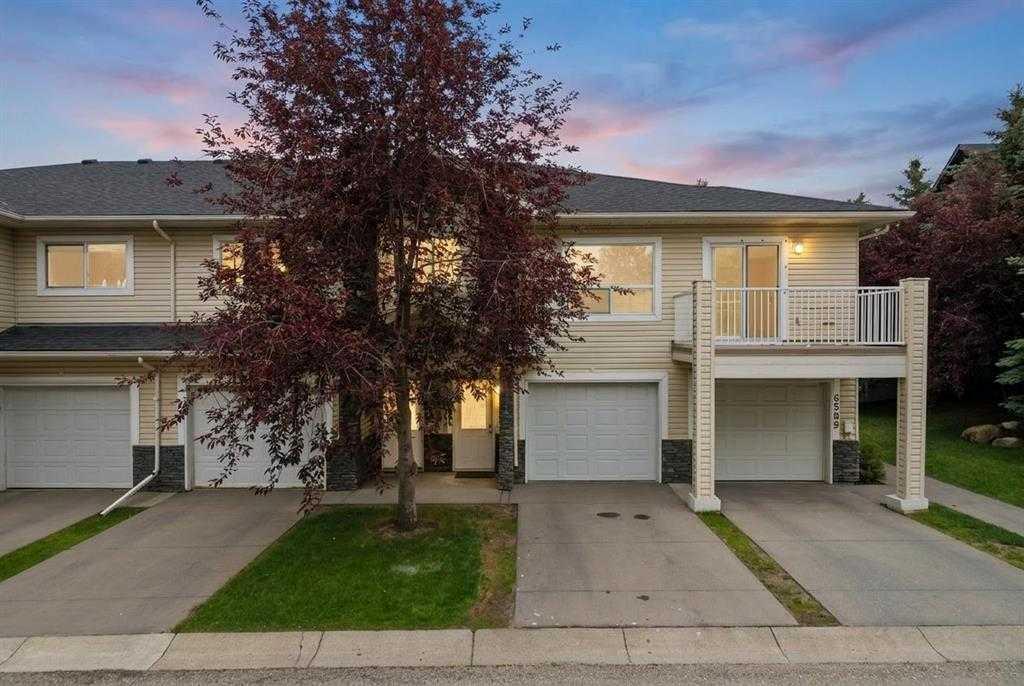 Picture of 6591 Pinecliff Grove NE, Calgary Real Estate Listing