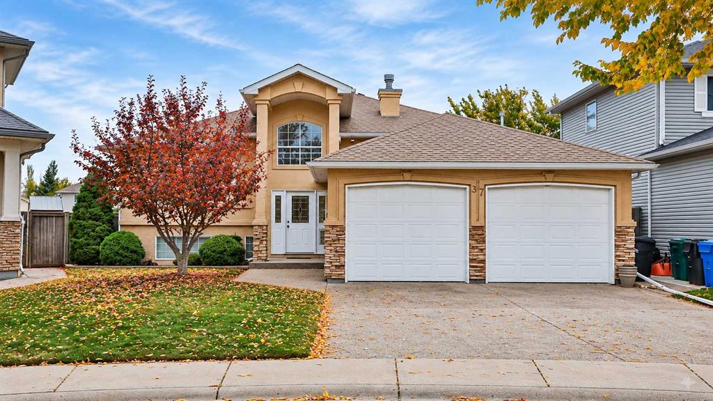 Picture of 37 Squamish Crescent W, Lethbridge Real Estate Listing