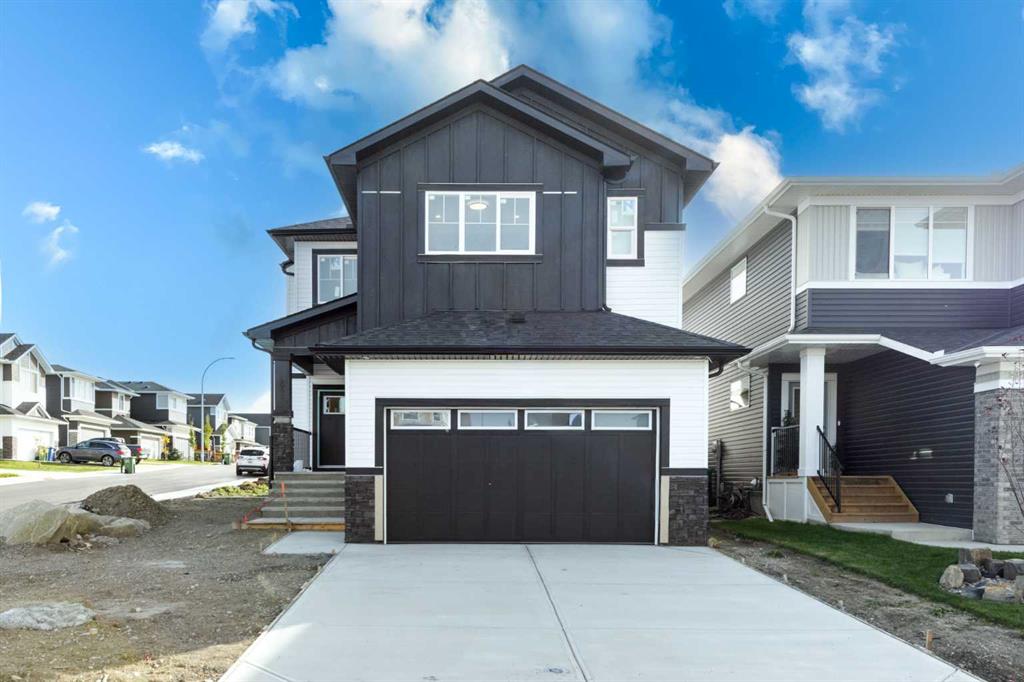 Picture of 456 Rivercrest Road , Cochrane Real Estate Listing