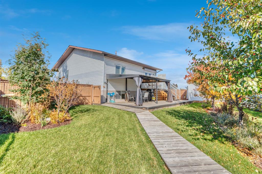 Picture of 111 Maplewood Place , Diamond Valley Real Estate Listing