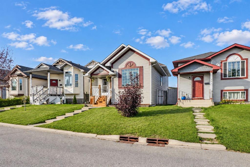 Picture of 177 Erin Circle SE, Calgary Real Estate Listing