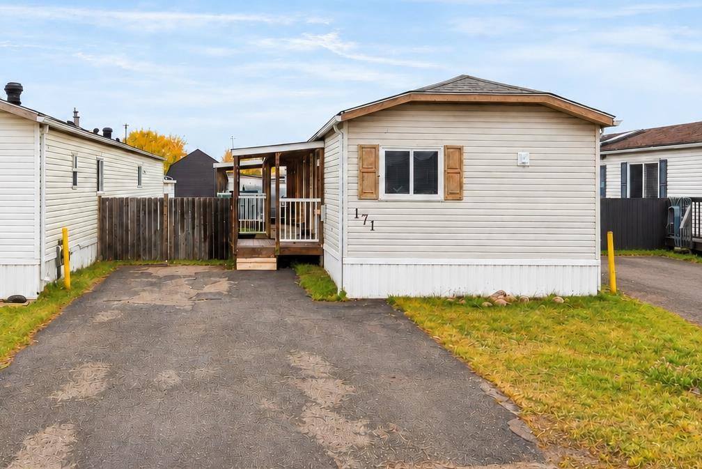 Picture of 171 Grant Way , Fort McMurray Real Estate Listing
