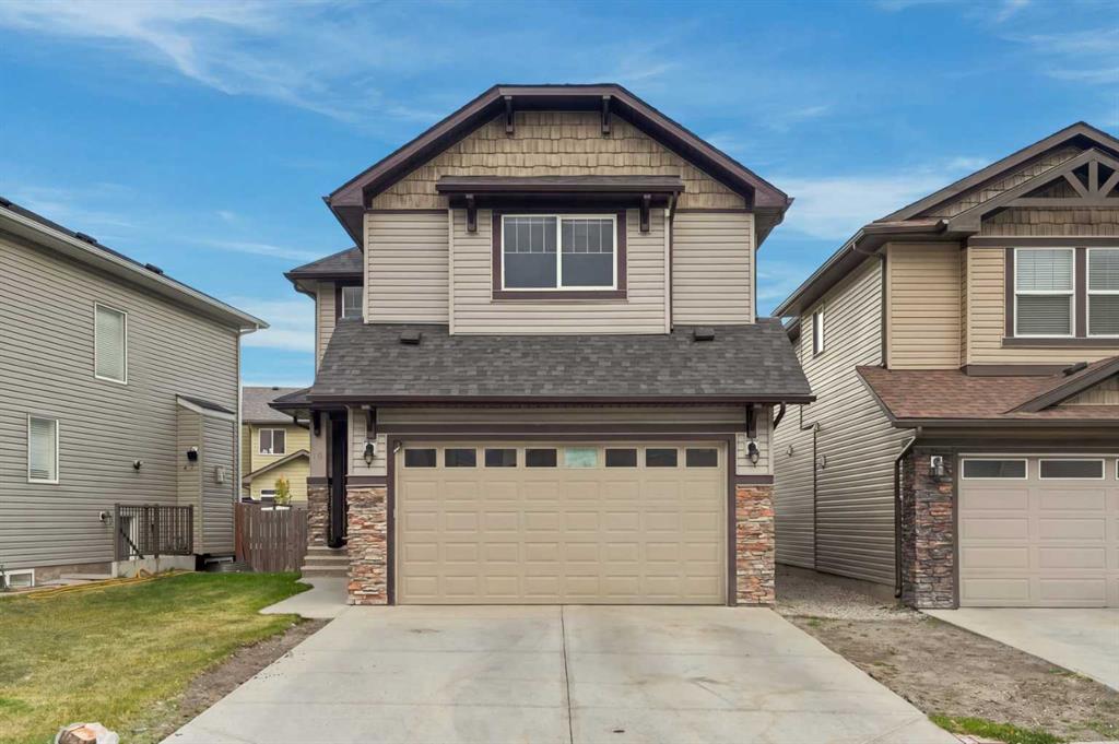 Picture of 18 Skyview Shores Place NE, Calgary Real Estate Listing