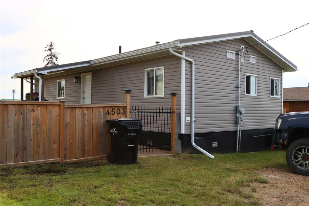 Picture of 4503 50 Avenue  , Valleyview Real Estate Listing