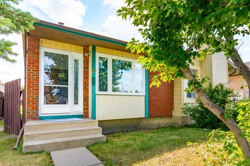 Picture of 123 Whitworth Way NE, Calgary Real Estate Listing
