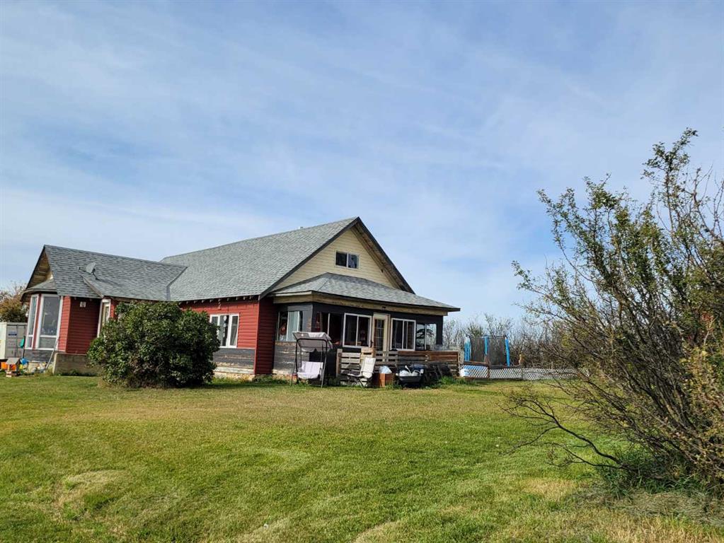 Picture of 38024 182 Range , Rural Stettler No. 6, County of Real Estate Listing