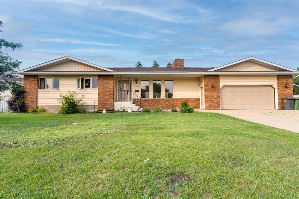 Picture of 5825 52 Street , Wetaskiwin Real Estate Listing