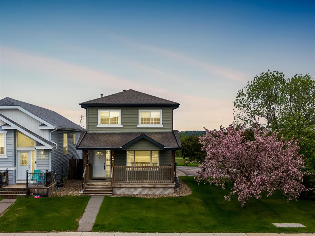 Picture of 604 Athabasca Avenue , Fort McMurray Real Estate Listing