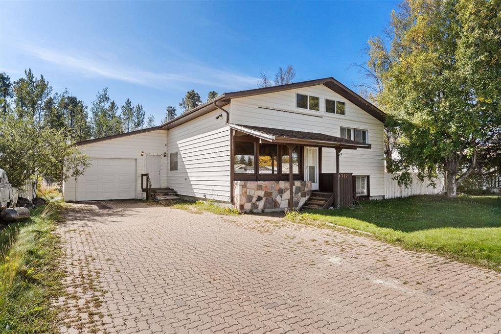Picture of 4727 Ravine Drive , Swan Hills Real Estate Listing
