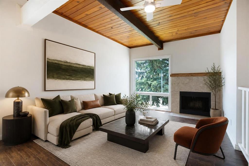 Picture of 2634 Oakmoor Drive SW, Calgary Real Estate Listing