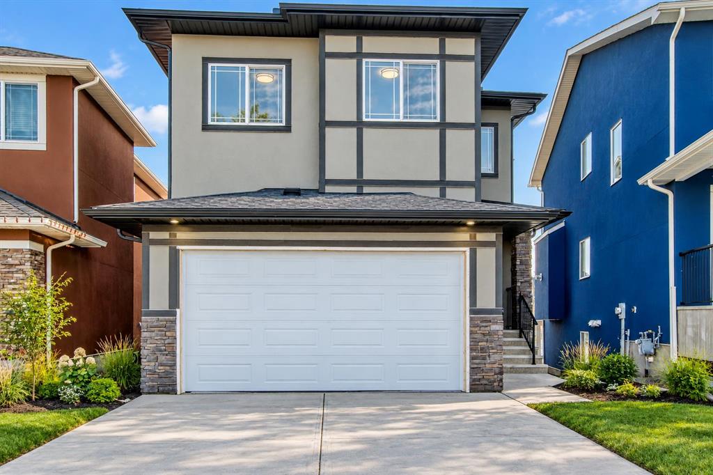 Picture of 78 Baysprings Gardens SW, Airdrie Real Estate Listing