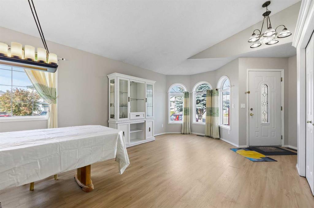 Picture of 34 Applestone Park SE, Calgary Real Estate Listing