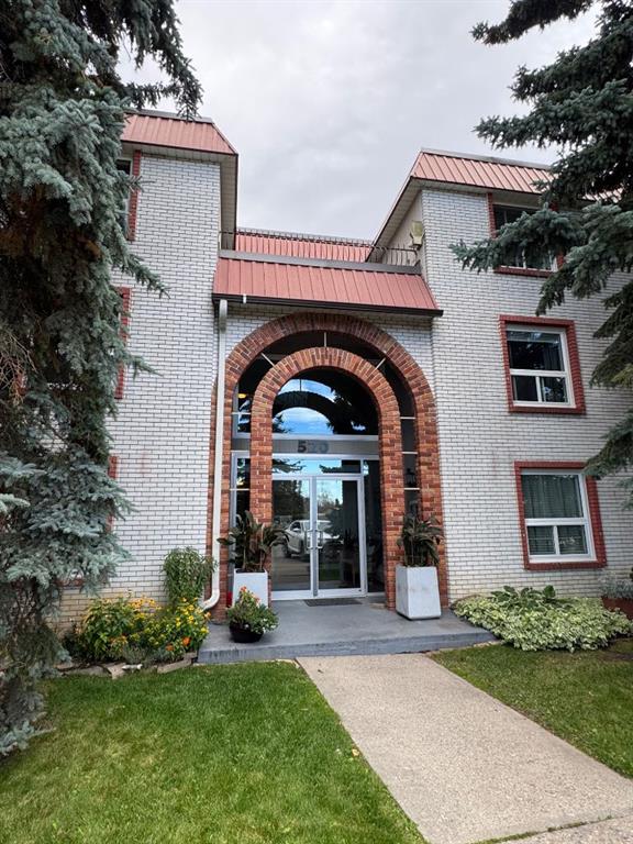 Picture of 202, 520 Cedar Crescent SW, Calgary Real Estate Listing