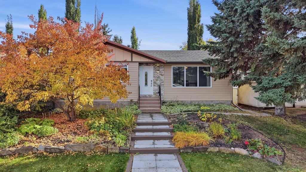 Picture of 4412 45 Avenue , Sylvan Lake Real Estate Listing