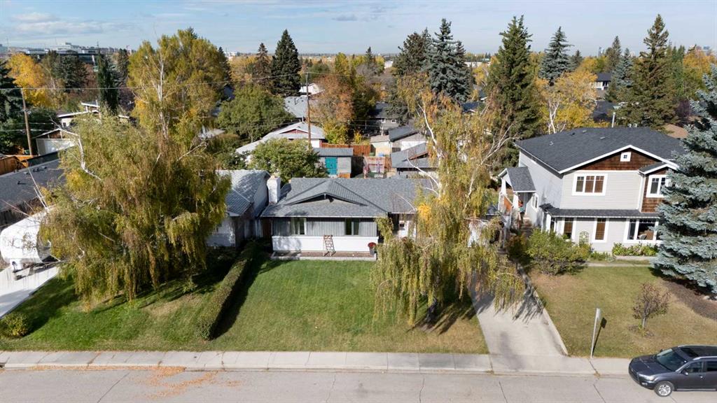 Picture of 2320 58 Avenue SW, Calgary Real Estate Listing