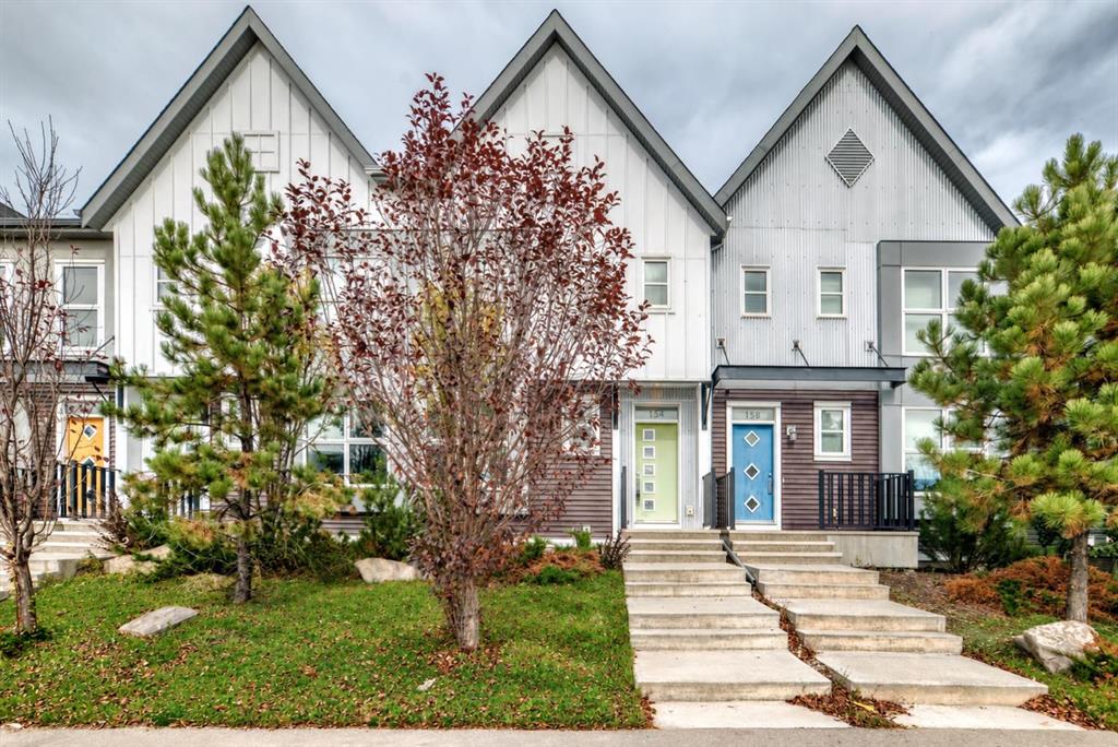 Picture of 154 Livingston Avenue NE, Calgary Real Estate Listing