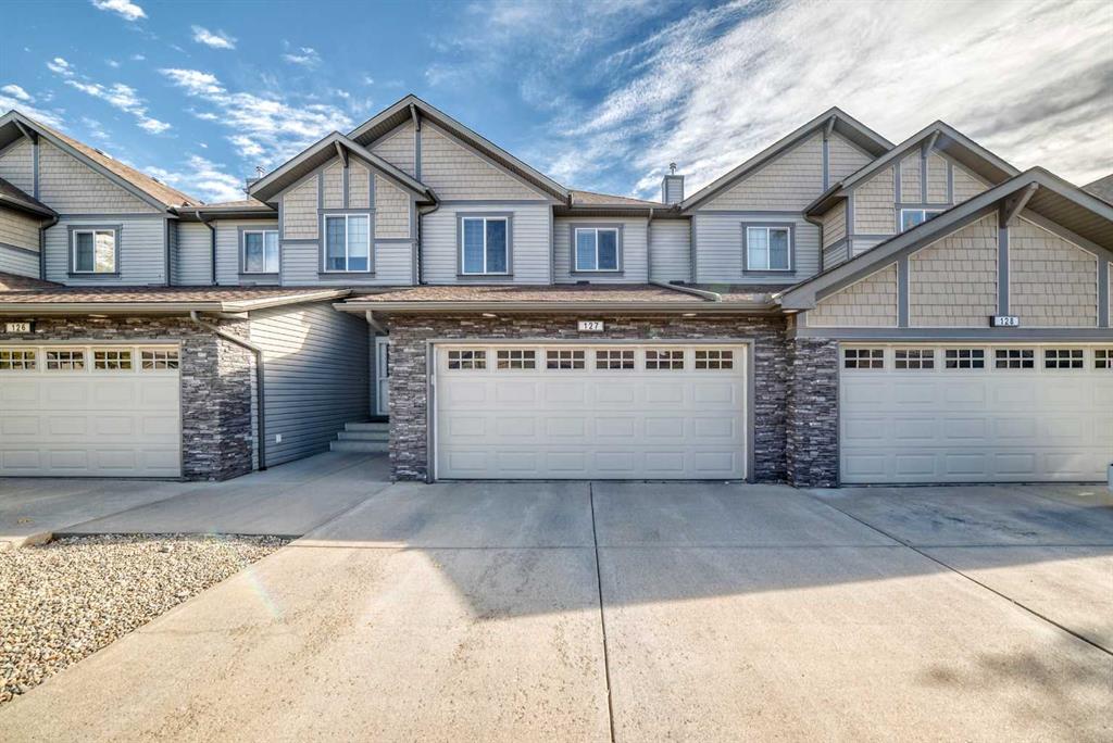 Picture of 127, 100 Coopers Common SW, Airdrie Real Estate Listing