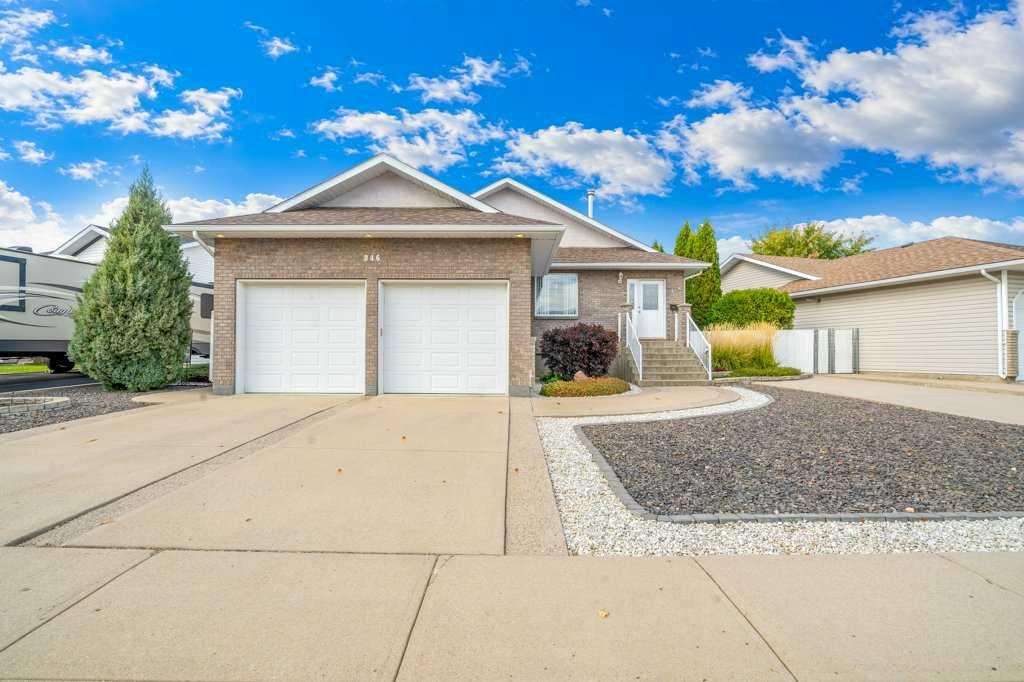 Picture of 846 Spruce Way SE, Medicine Hat Real Estate Listing