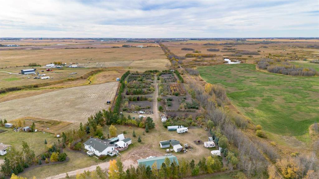 Picture of 4 Trestle Close , Rural Stettler No. 6, County of Real Estate Listing