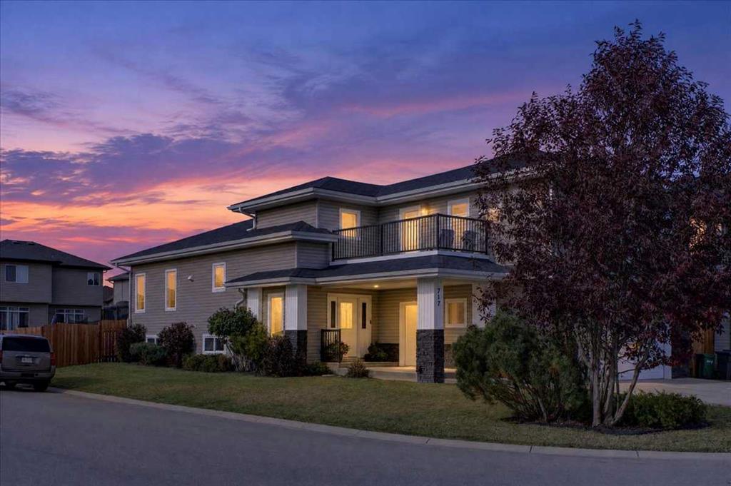 Picture of 717 Ranch Crescent , Carstairs Real Estate Listing