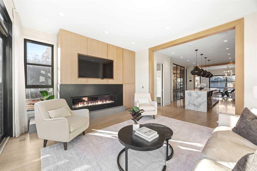 Picture of 1945B 25 Avenue SW, Calgary Real Estate Listing