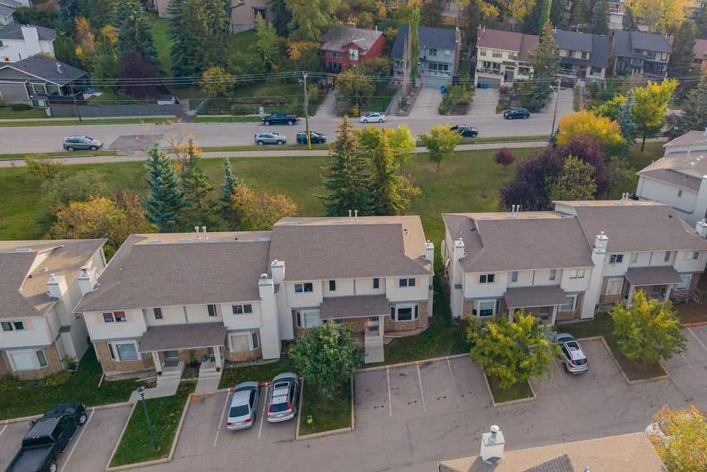Picture of 109 Patina Park SW, Calgary Real Estate Listing