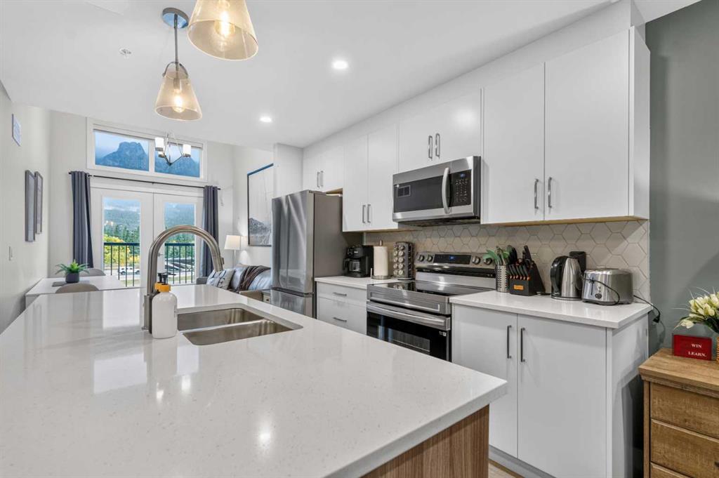 Picture of 412, 750 Harvie Heights Road , Harvie Heights Real Estate Listing