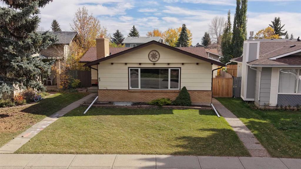 Picture of 49 Sunhurst Crescent SE, Calgary Real Estate Listing