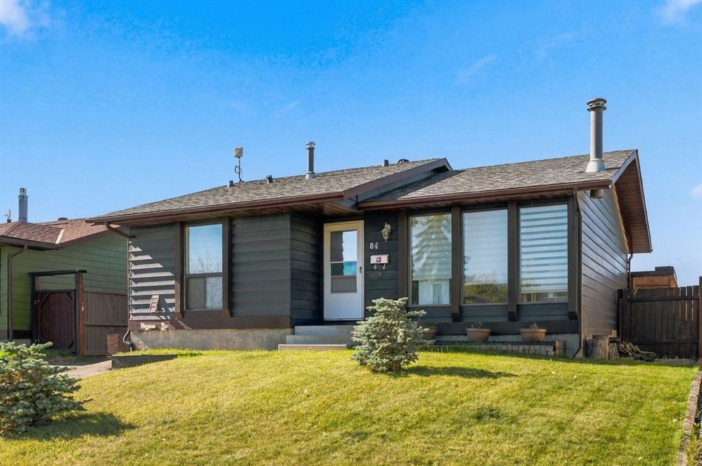 Picture of 84 Glendale Way , Cochrane Real Estate Listing