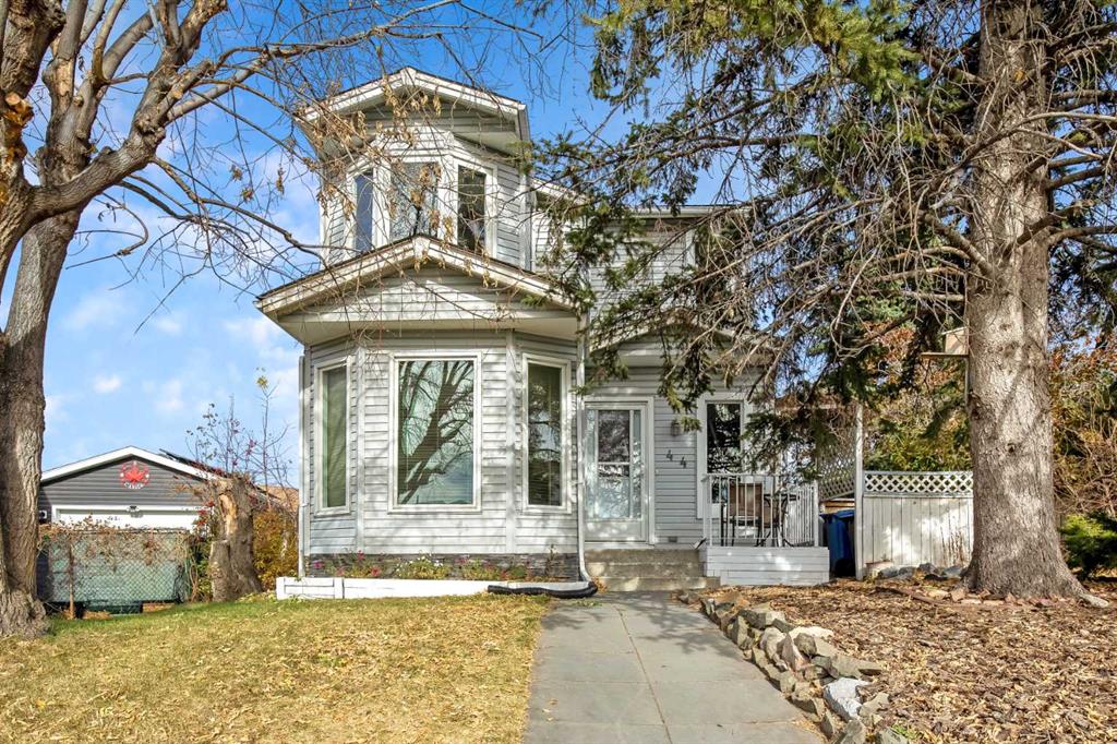 Picture of 44 Abingdon Court NE, Calgary Real Estate Listing